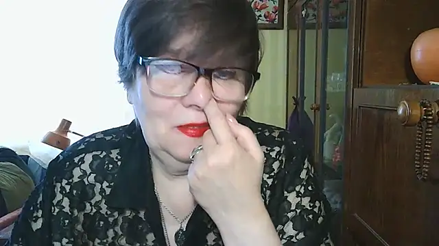 Snapshot of VeronicaGold511 chatting on 29, 5, 2026 VeronicaGold511 online show from 29, 5, 2026