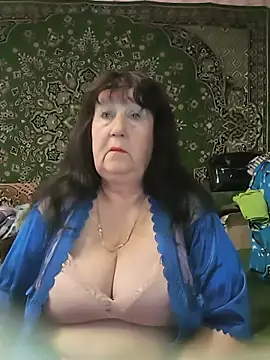 CrystalLime6411 online show from 15, 6, 2026