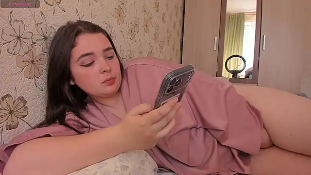 Alice next door online show from 16, 6, 2026