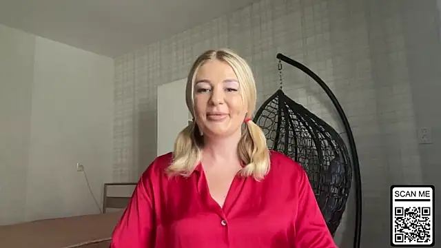 Blondie xoxoxo online show from 25, 6, 2026