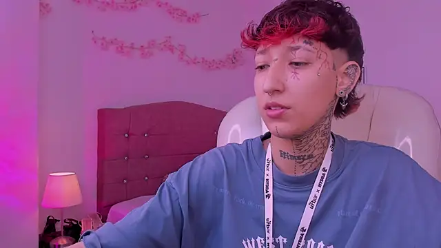 Luci Rose online show from 4, 6, 2026