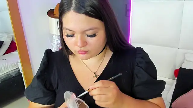 Tessa Sinclaire online show from 16, 6, 2026