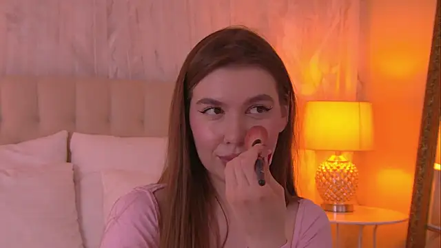 AshleyEvance online show from 12, 6, 2026