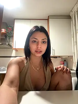 NoeliaGarcia17 online show from 28, 11, 2025