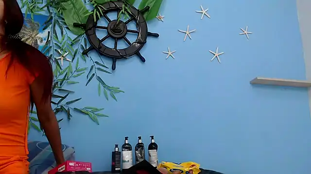 Snapshot of skinnyverus18 chatting on 10, 6, 2026 skinnyverus18 online show from 10, 6, 2026