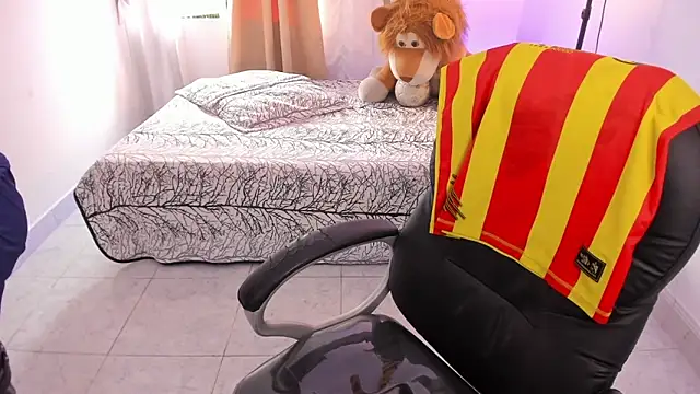 Aron Boyy online show from 17, 6, 2026