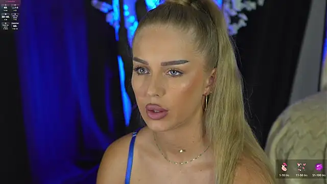 AubrieleRouj1 online show from 22, 6, 2026