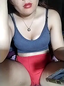 lylylove online show from 4, 6, 2026