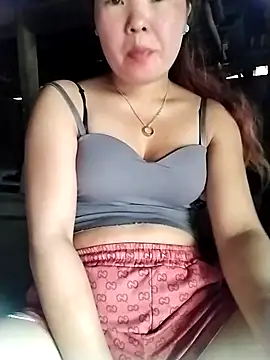 lylylove online show from 5, 6, 2026