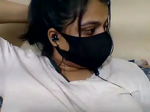 Snapshot of Vaani_Singha chatting on 18, 5, 2026 Vaani Singha online show from 18, 5, 2026
