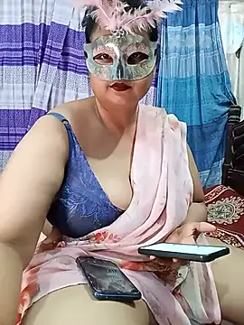 Tanisha-Chy online show from 18, 6, 2026