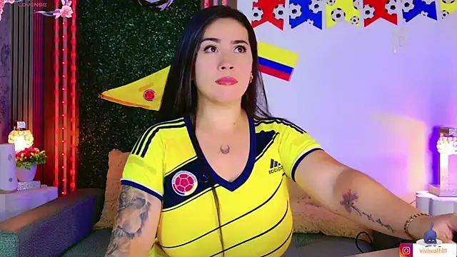 sarawolff online show from 24, 6, 2026