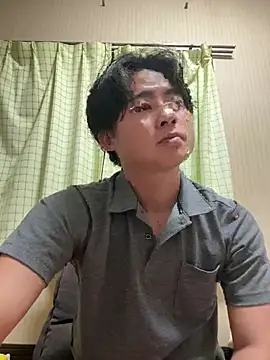 Snapshot of shoma2003 chatting on 1, 6, 2026 shoma2003 online show from 1, 6, 2026