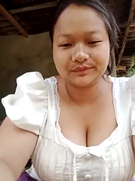 Snapshot of girl-babi chatting on 15, 5, 2026 girl-babi online show from 15, 5, 2026