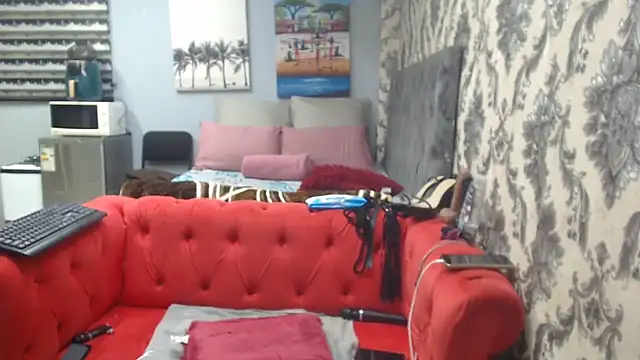 SweetPortableAmber online show from 8, 6, 2026