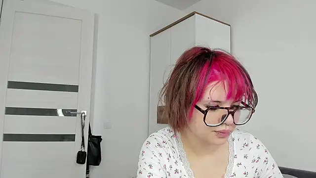 VerniceEngelking online show from 14, 6, 2026