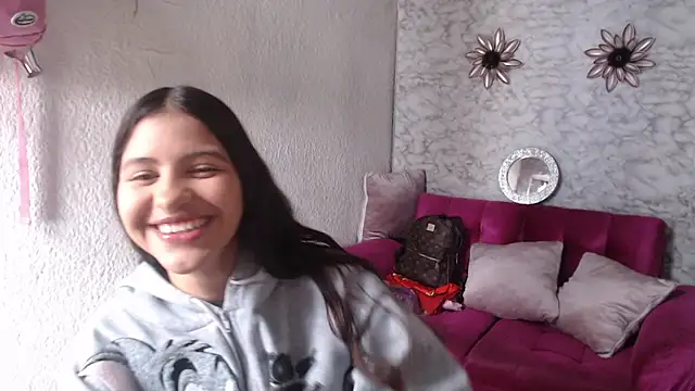 Evagirl69 online show from 8, 6, 2026