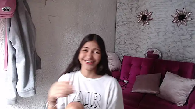 Evagirl69 online show from 18, 6, 2026