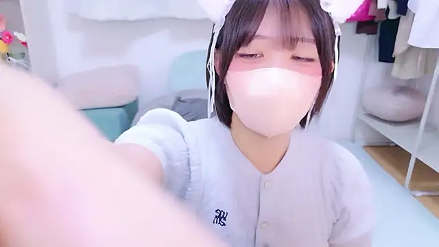 Hinata Sun online show from 6, 6, 2026