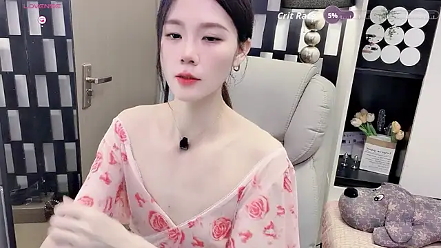 Yueyue-MM online show from 17, 5, 2026