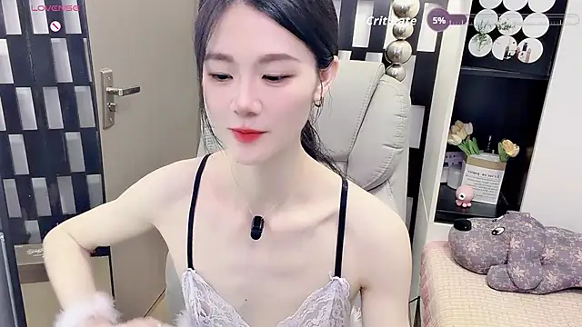 Yueyue-MM online show from 13, 6, 2026