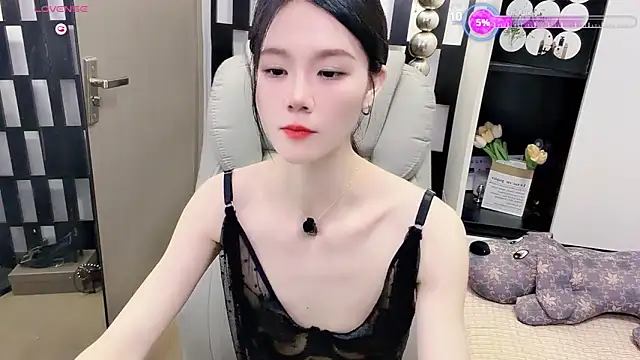 Yueyue-MM online show from 15, 6, 2026
