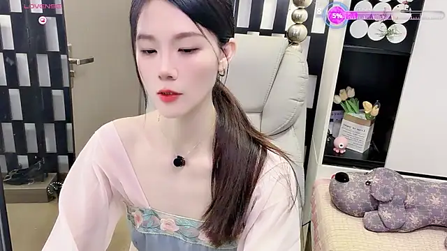 Yueyue-MM online show from 19, 6, 2026