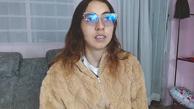 AnnieSparkle online show from 23, 6, 2026
