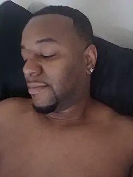 Snapshot of MrHandsome87 chatting on 10, 6, 2026 MrHandsome87 online show from 10, 6, 2026