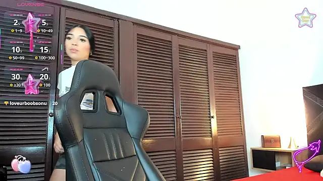 iamCharlotte19 online show from 13, 6, 2026
