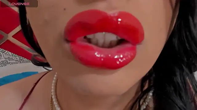 sweet Elizabeth online show from 8, 6, 2026
