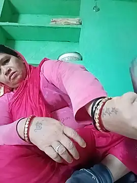 Manavi x online show from 3, 6, 2026