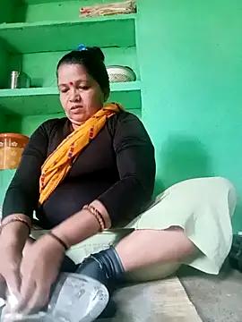 Manavi x online show from 4, 6, 2026