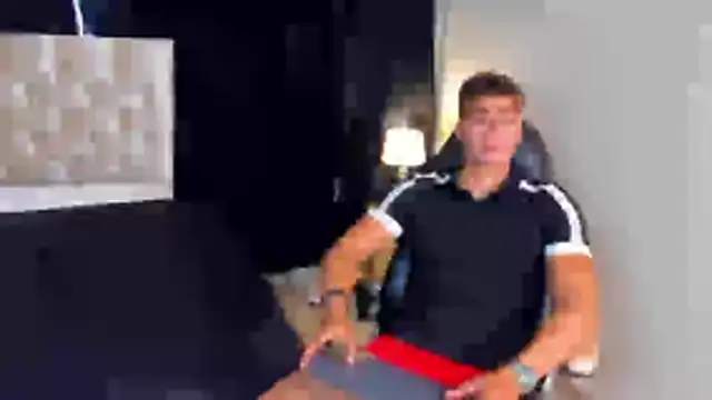 Snapshot of paull_george chatting on 13, 4, 2026 paull george online show from 13, 4, 2026