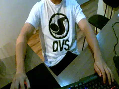 Novinhopirocudo07 online show from 24, 6, 2026