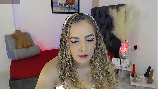miyu charlotte online show from 13, 6, 2026
