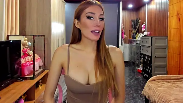 imallyoures69 online show from 17, 6, 2026