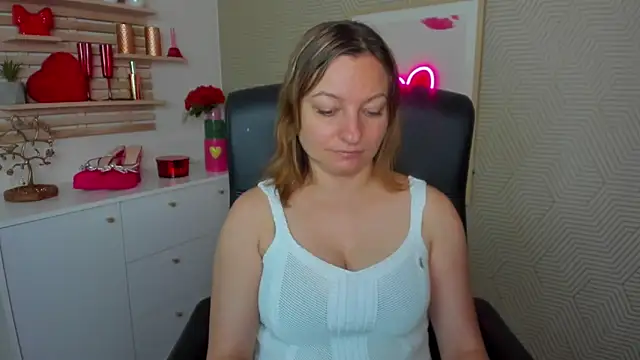 angelaSamt online show from 12, 6, 2026