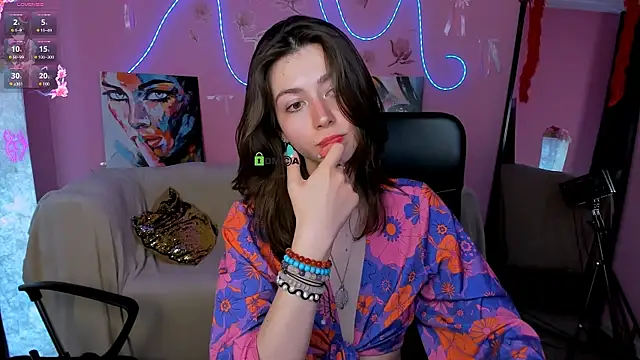 kitniss dreamy online show from 11, 6, 2026