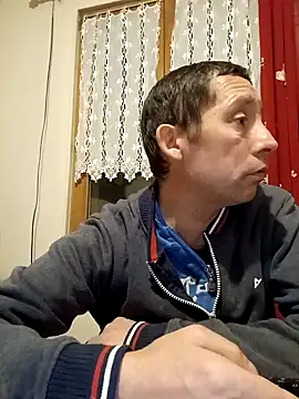Snapshot of frederic198 chatting on 2, 10, 2025 frederic198 online show from 2, 10, 2025