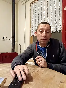 Snapshot of frederic198 chatting on 27, 10, 2025 frederic198 online show from 27, 10, 2025
