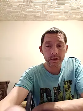 Snapshot of frederic198 chatting on 17, 12, 2025 frederic198 online show from 17, 12, 2025