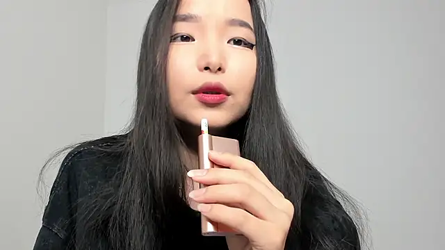 Soyun Mia online show from 22, 5, 2026