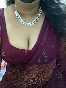 luci-queen online show from 8, 6, 2026