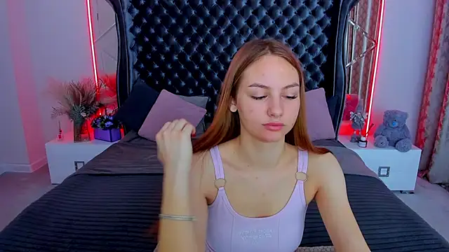 MilaAddams online show from 12, 6, 2026