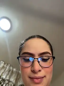 Tayler Kim online show from 21, 6, 2026