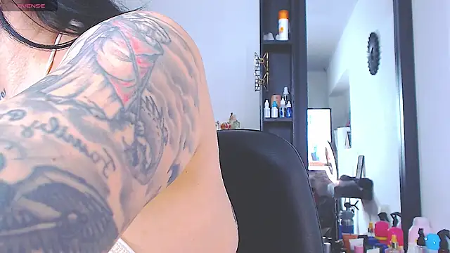 Vicky hotmilf online show from 15, 6, 2026