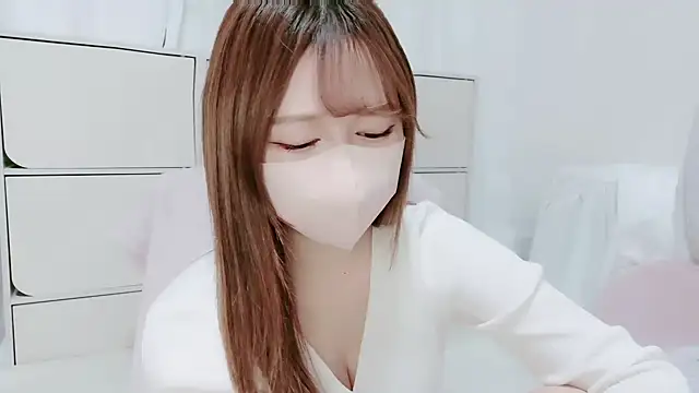 Snapshot of Hanachan_Gcup_ chatting on 1, 11, 2025 Hanachan Gcup online show from 1, 11, 2025