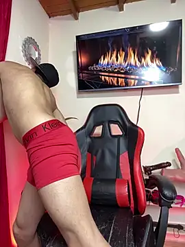 Snapshot of dilan_abraham12 chatting on 6, 6, 2026 dilan abraham12 online show from 6, 6, 2026