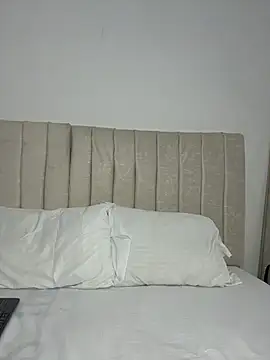 Snapshot of Paulaboterom chatting on 22, 6, 2026 Paulaboterom online show from 22, 6, 2026